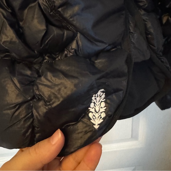 Free People Movement Scrunchy Glossy Pippa Packable Puffer Jacket Black Size S - Picture 14 of 15